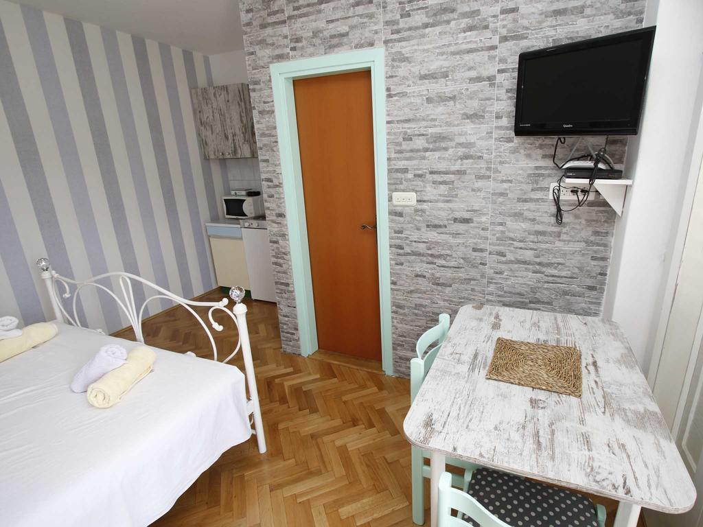 Apartments Srdjan 마카르스카 외부 사진